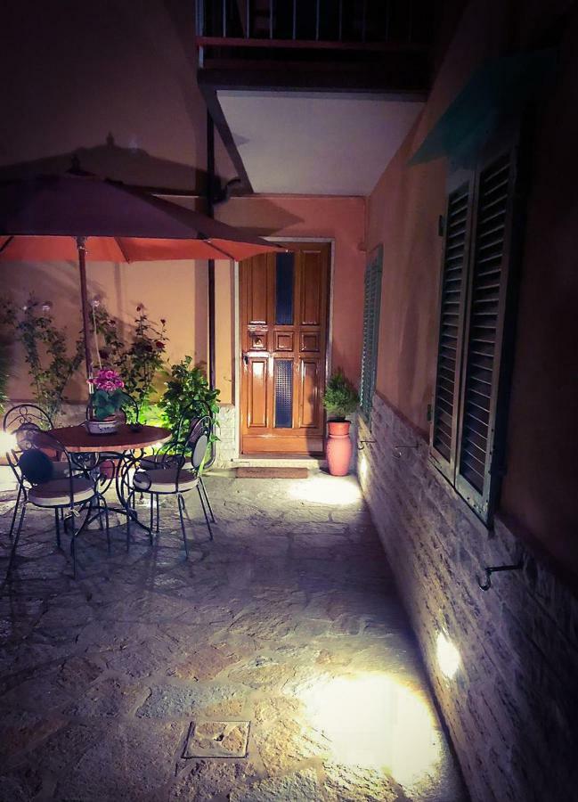 Cuore Di Nozzano Castello 卢卡 外观 照片